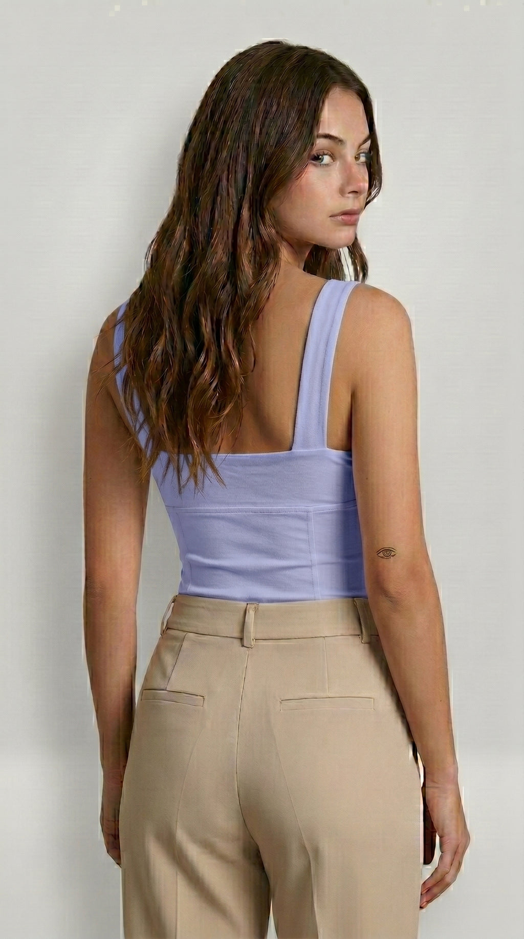 OPEN-BACK YOGA TOP WITH BUILT-IN SUPPORT