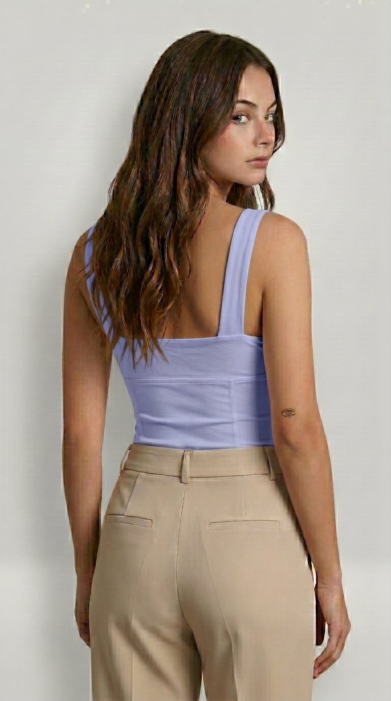 OPEN-BACK YOGA TOP WITH BUILT-IN SUPPORT