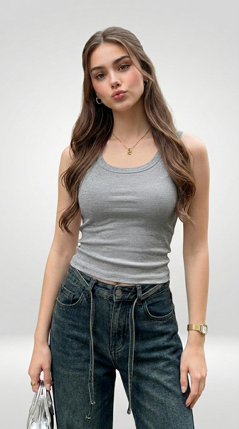MINIMAL STRAP TOP